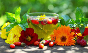 Травяные, цветочные и ягодные чаи
